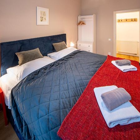 Apart Hotel Zborovska Praha Bagian luar foto