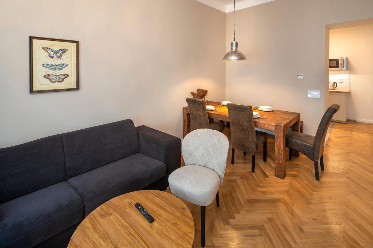Apart Hotel Zborovska Praha Bagian luar foto