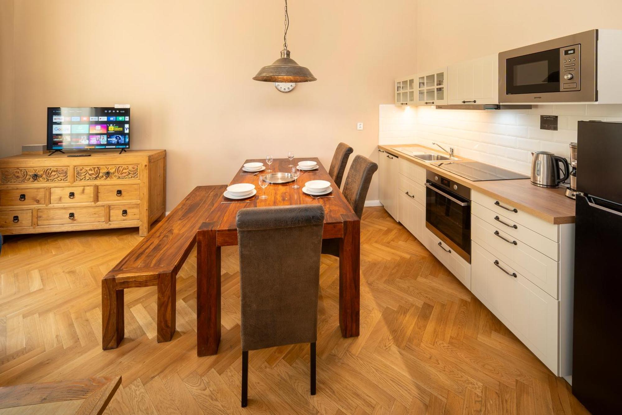 Apart Hotel Zborovska Praha Bagian luar foto