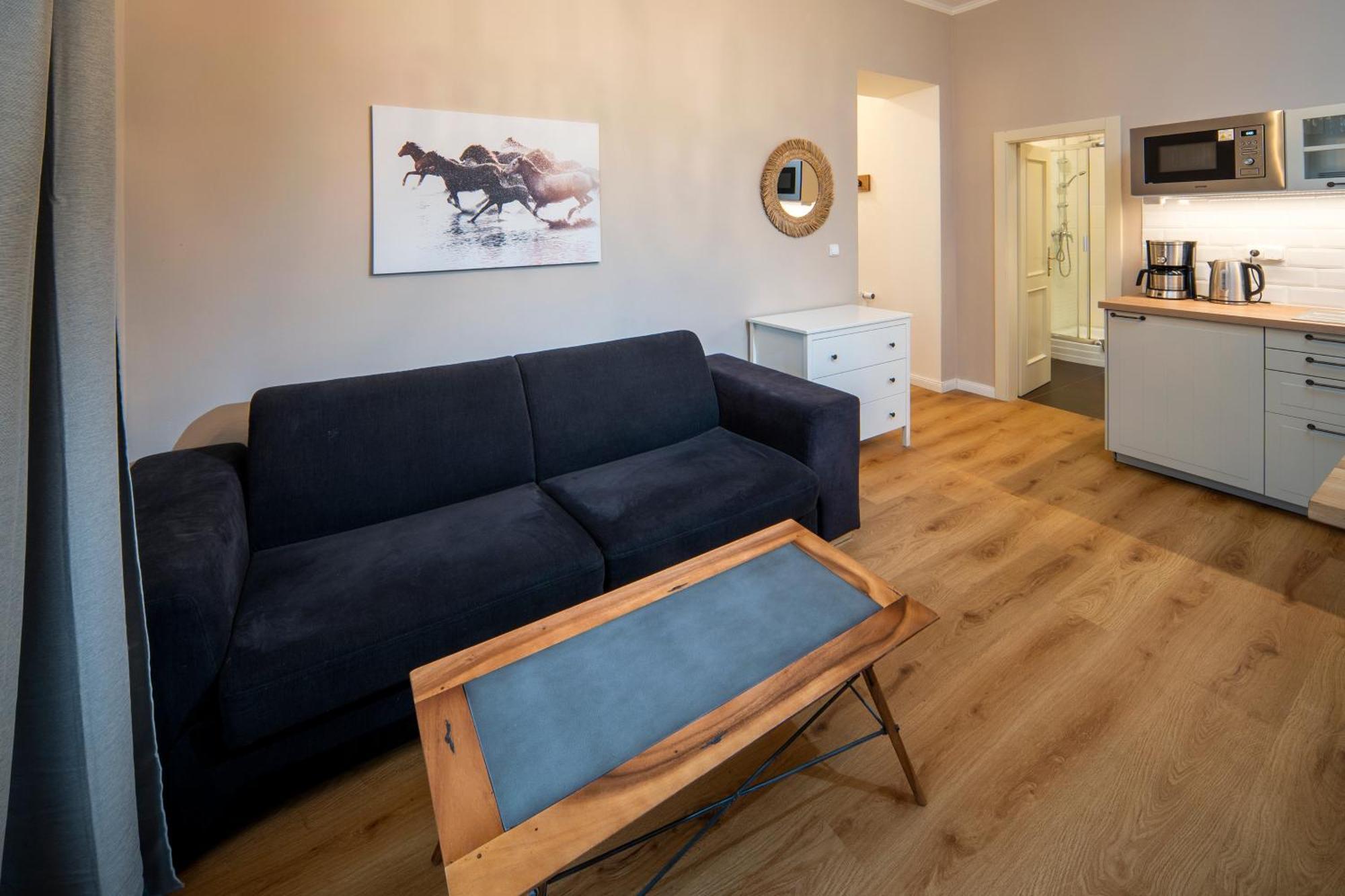 Apart Hotel Zborovska Praha Bagian luar foto